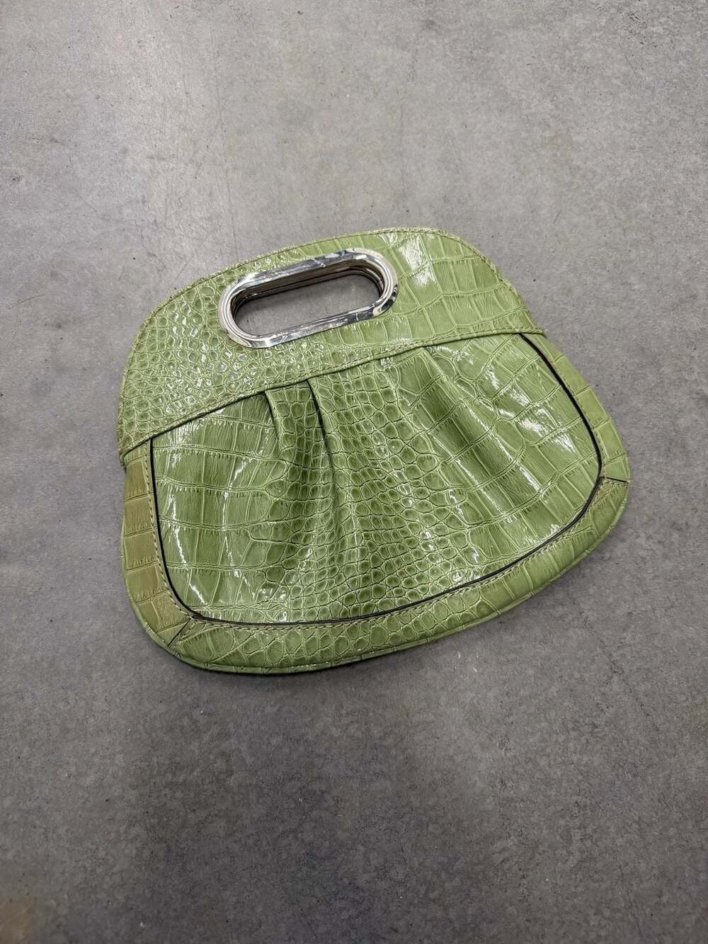 Y2K Nine West Green Faux Crocodile Embossed Clutch with Silver Metal Handles